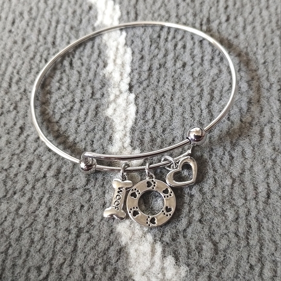Dog Mom /Pet Lovers Charm Bangle Bracelet - Picture 3 of 10
